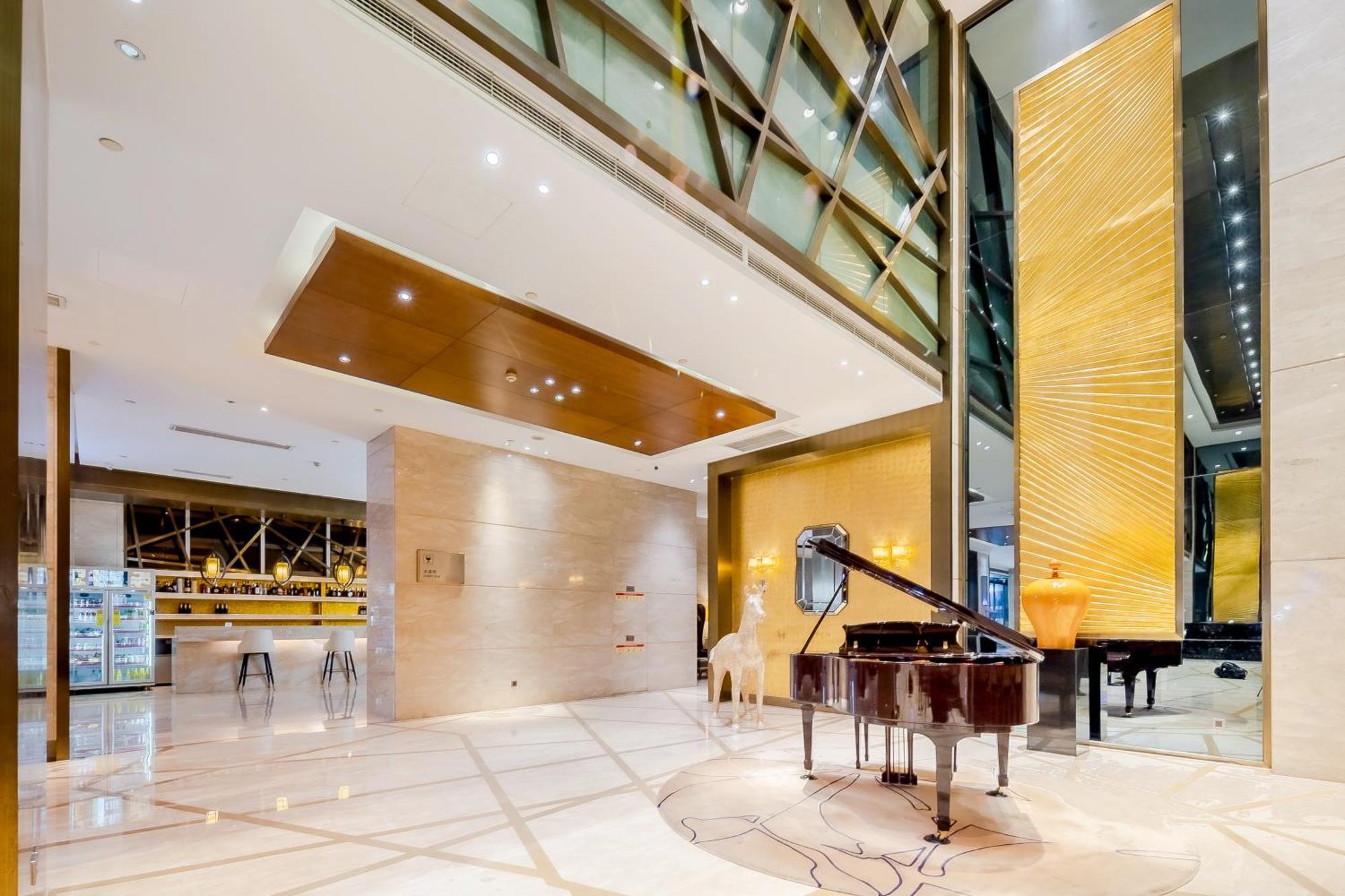 Celebrity Upper Class Hotel Chengdu Exterior photo